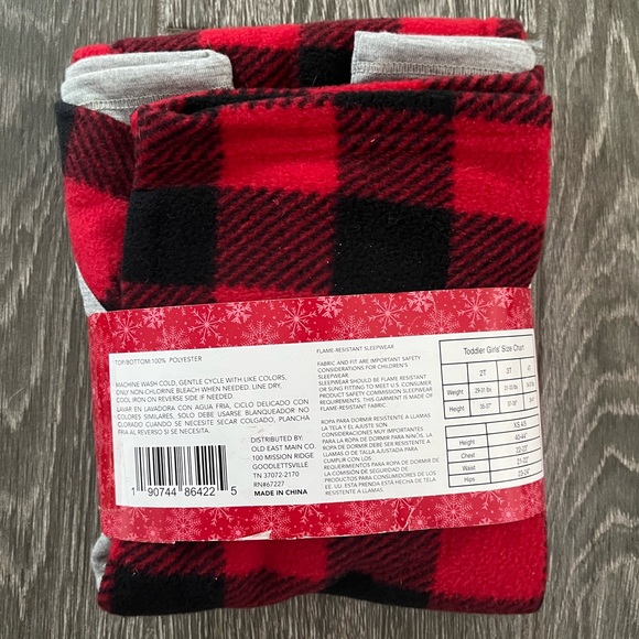 Holiday BOY/GIRL 3t toddler pajama set - Picture 2 of 3